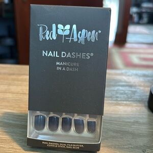 Red Aspen Dark and Stormy Dashes